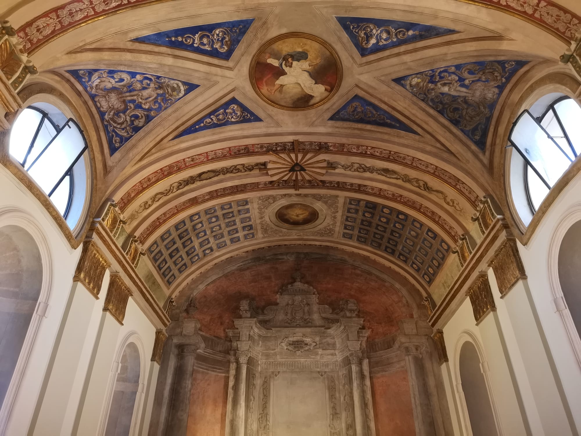 PESCARA | CHIESA DI SANT’ANNA IN VIALE GIOVANNI BOVIO – RESTAURO DECORATIVO INTERNO